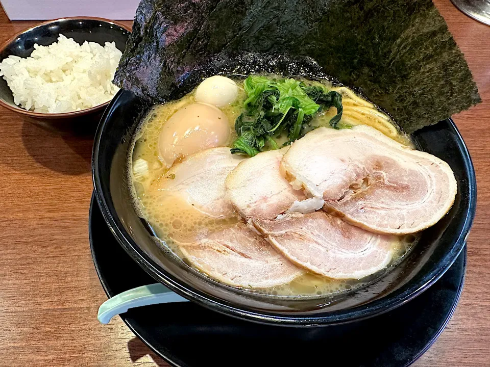 Maxラーメン　ライス付|マハロ菊池さん