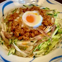 義務投稿 "つぶみそ+だいず肉みそ"で  「汁なし冷やし坦々そうめん」