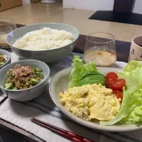 坦々麺風ダレ素麺とポテサラ🥗と納豆オクラご飯|あやさん