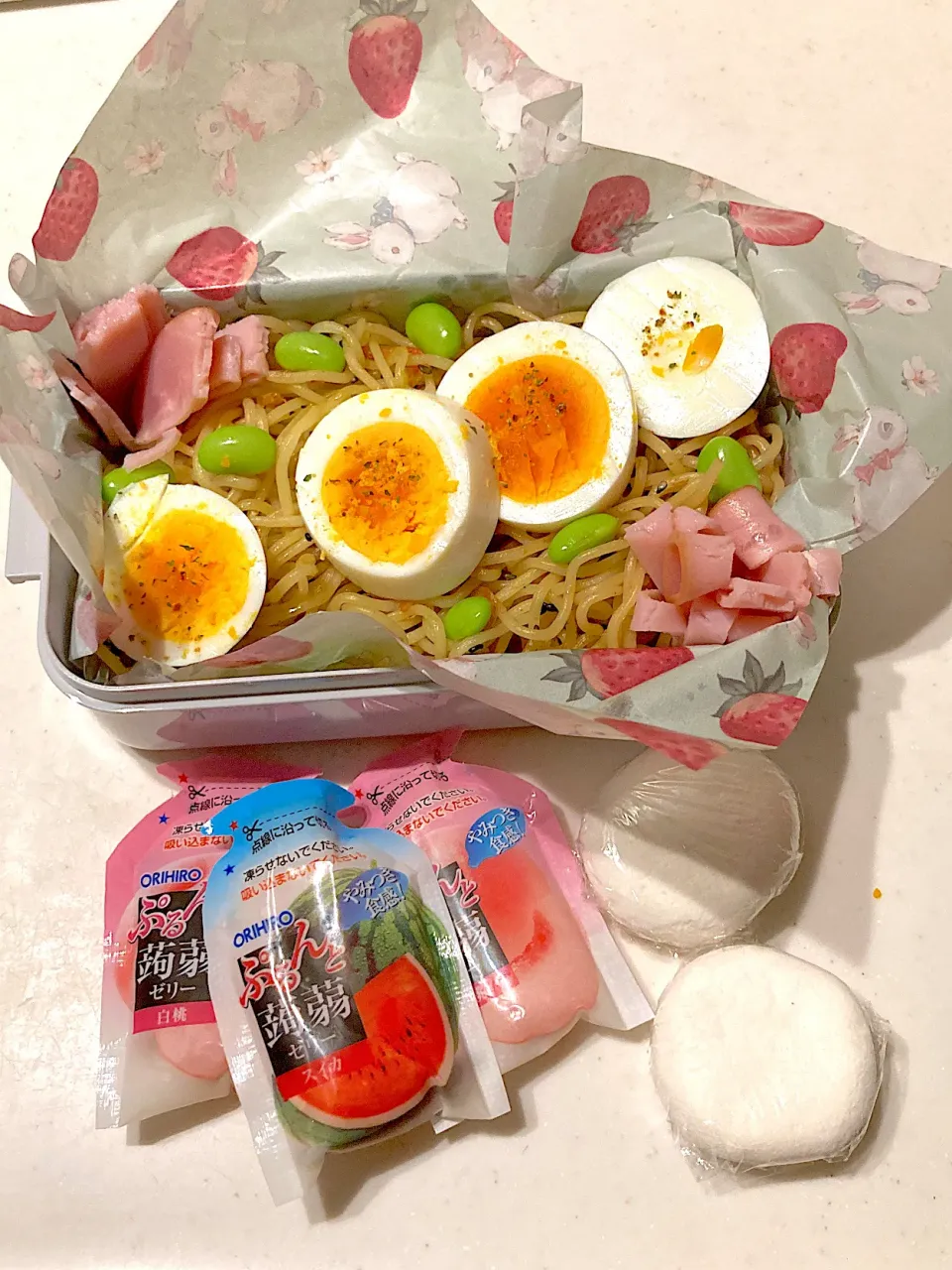 Snapdishの料理写真:娘児童館弁当|あーさん