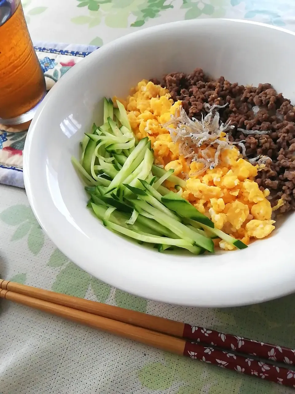 Snapdishの料理写真:yui様の三色丼|つぼのりさん