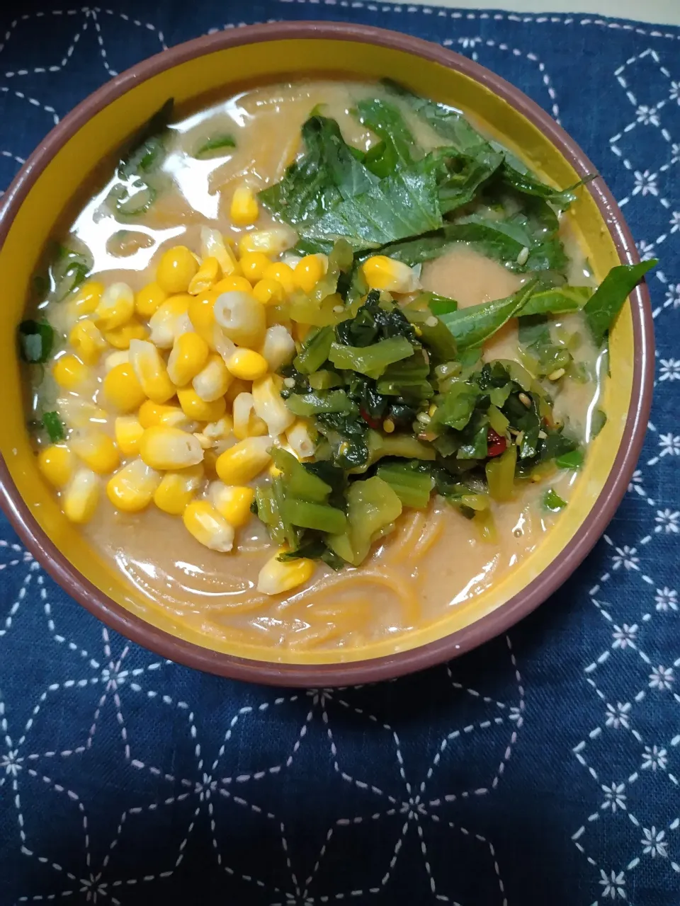 ゼンブヌードルのラーメン|よっちびやばんぶーさん