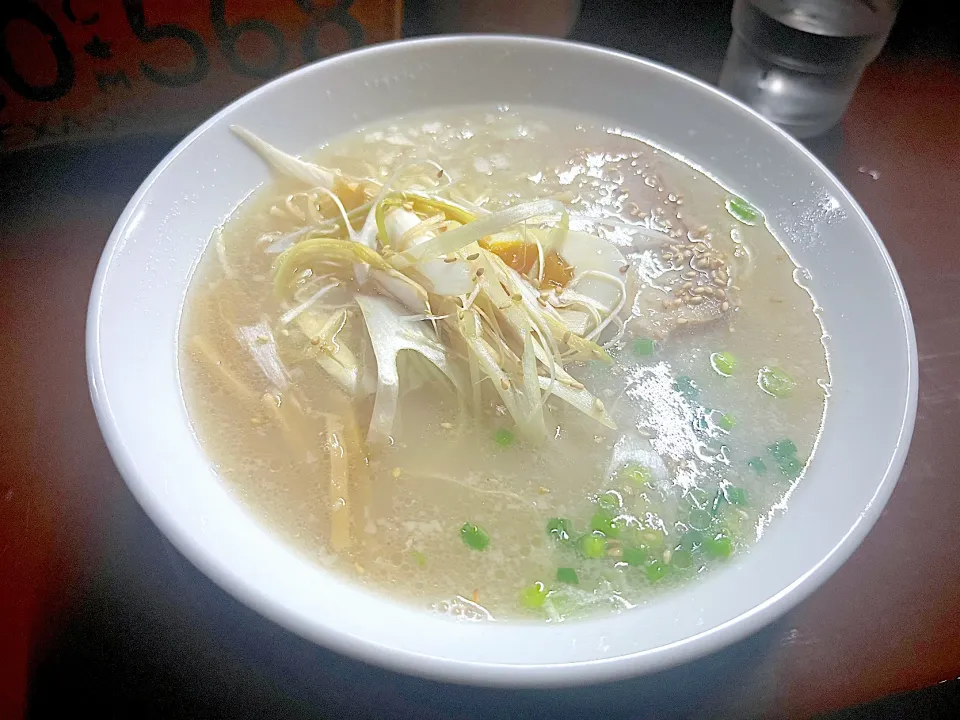 豚骨塩ラーメン|きらさん