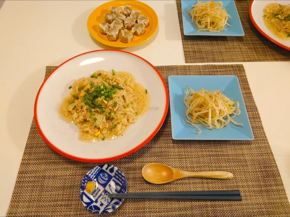 今日の昼食　ほたて缶あんかけ炒飯|pinknari🐰🌈さん