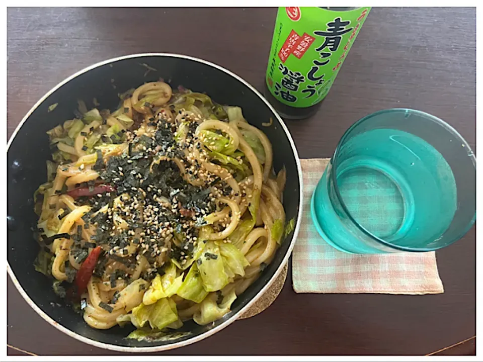 夏の焼きうどん🌶️ピリ辛マシマシ♪|ワイントンさん