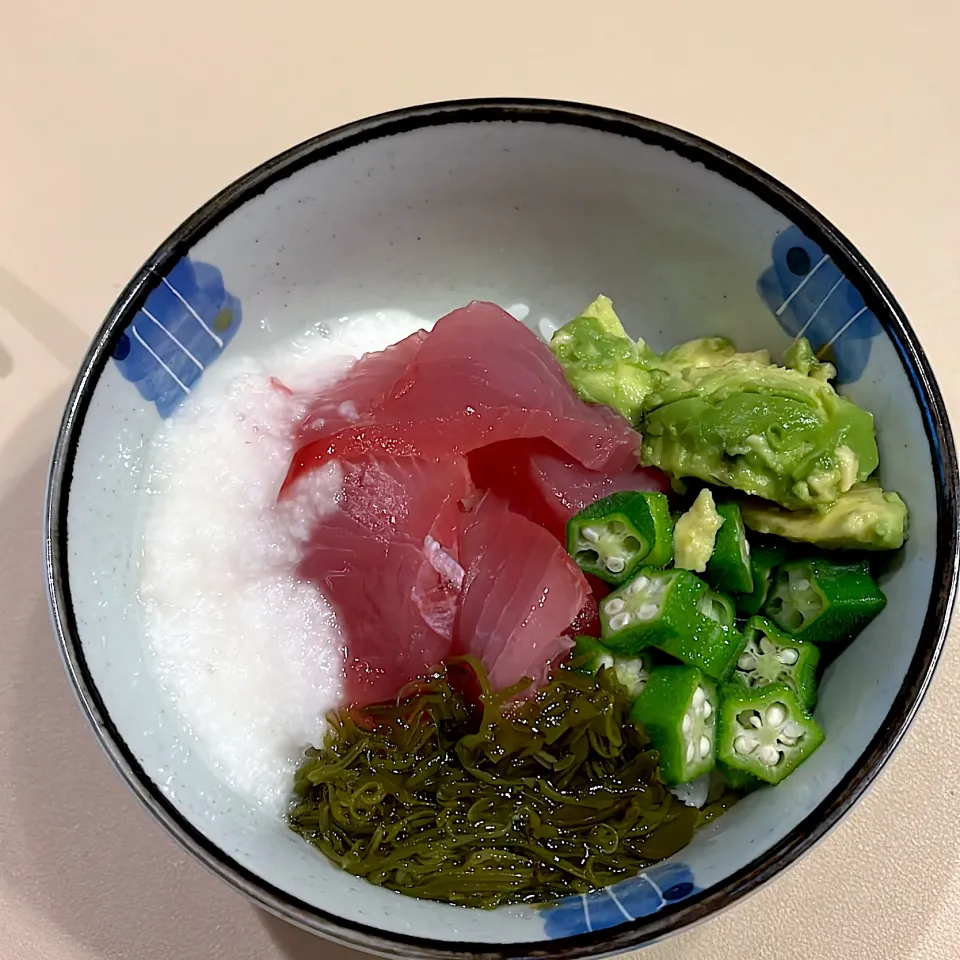 Snapdishの料理写真:マグロ丼|たけさん