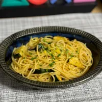 Snapdishの料理写真:ズッキーニ レモン コラトゥーラのパスタ🍋|OLの気ままご飯🍽さん