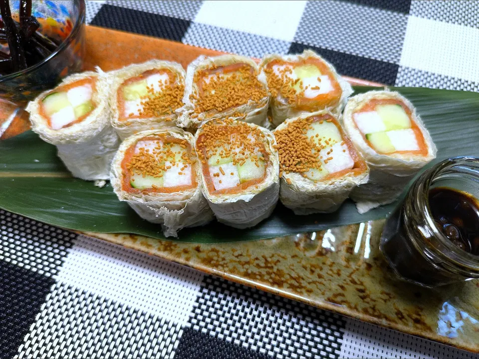 市松サーモンおぼろ昆布巻き|foodanalystＭＩＫＩさん