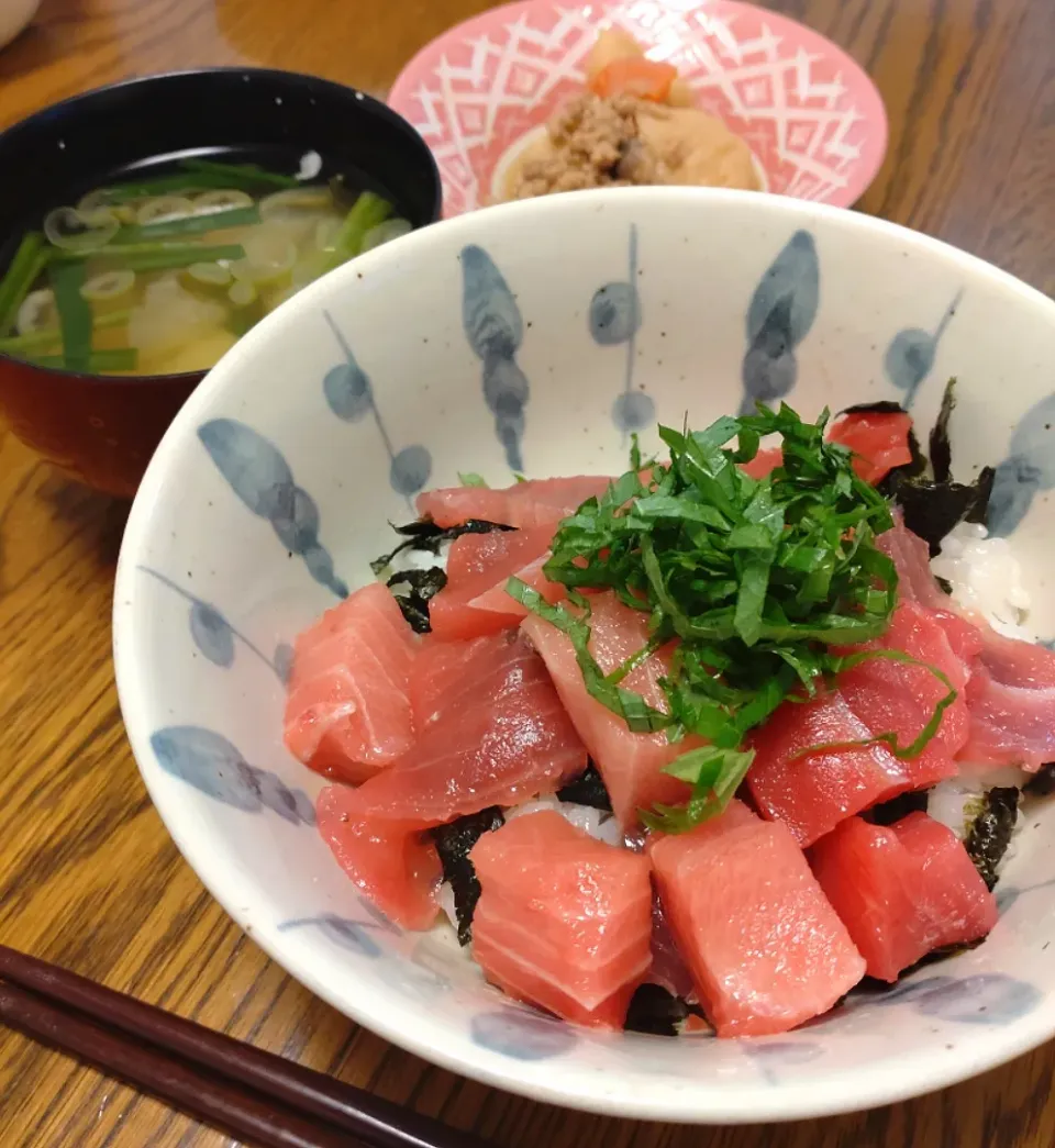 実家ごはん☆本まぐろ丼|ゆりちさん