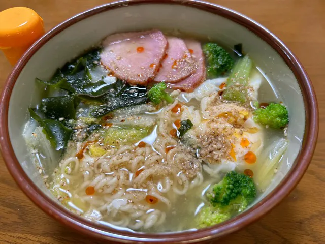 サッポロ一番塩ラーメン🍜❗️( ´∀｀)✨|サソリさん