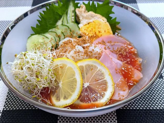 Snapdishの料理・レシピ写真:冷しつぶみそトマト蒟蒻麺｜夏だ！！麺だ！！夏麺特集♪