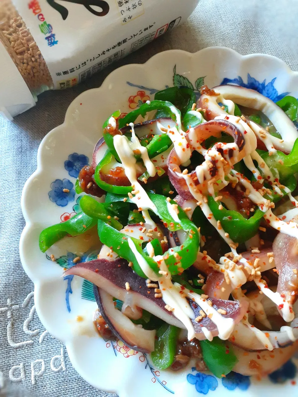 夏のつぶみそ料理🌻③
イカ焼きピーマンです💚|fumfumさん