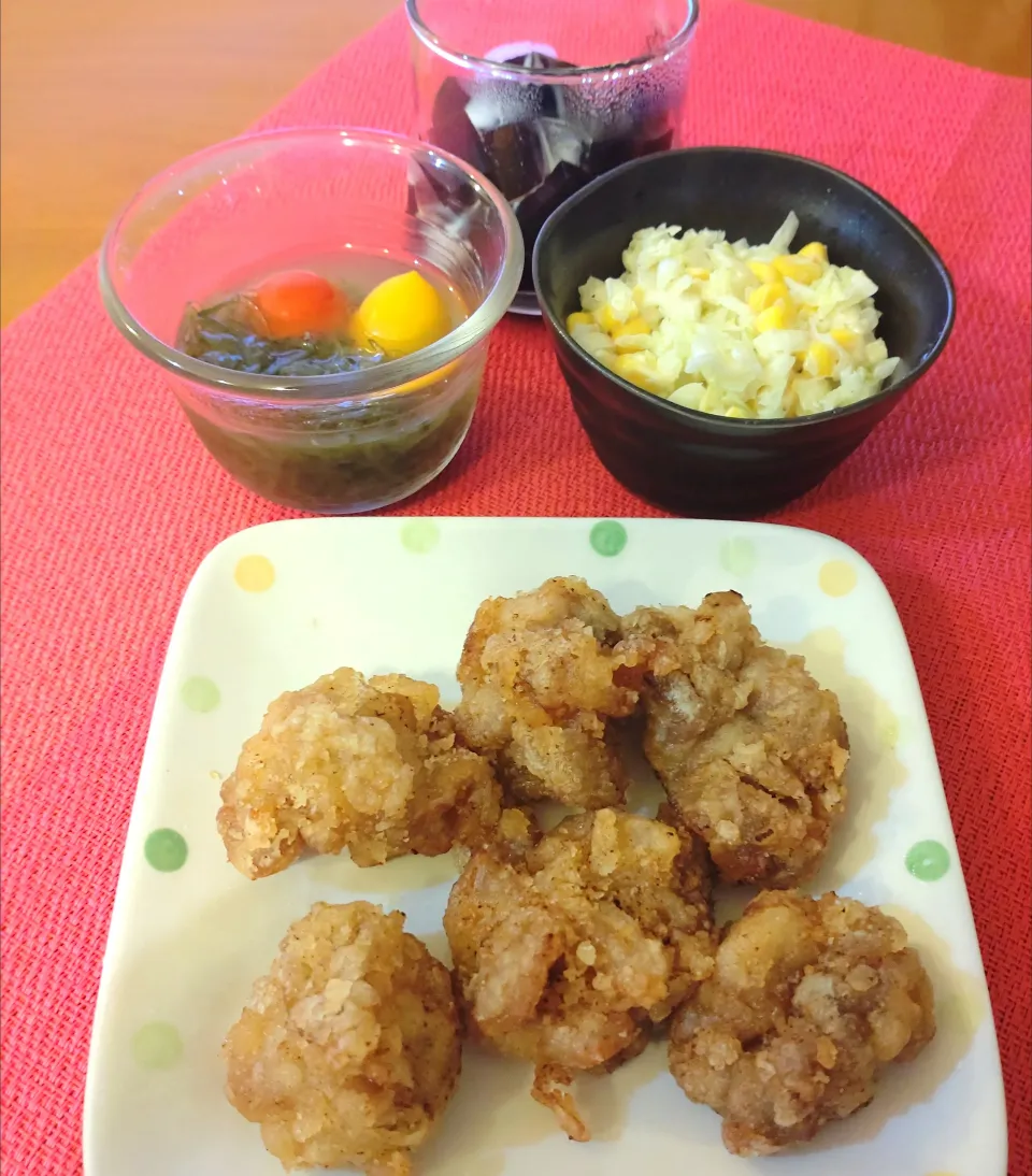 Snapdishの料理写真:☆鶏もも肉唐揚げ
☆コールスローサラダ
☆めかぶ
☆コーヒーかんてん|chikakoさん