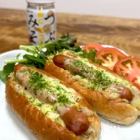 キャベツの味噌ナムルを使ってホットドッグ！だるい朝でも楽々。夏のつぶみそ料理エピソード10