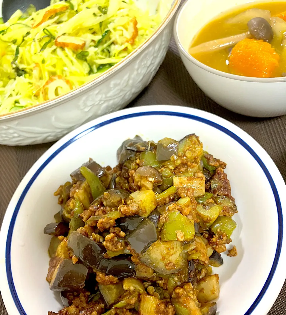 キーマカレー🍛サラダもターメリック入り🥗|minipicnicさん