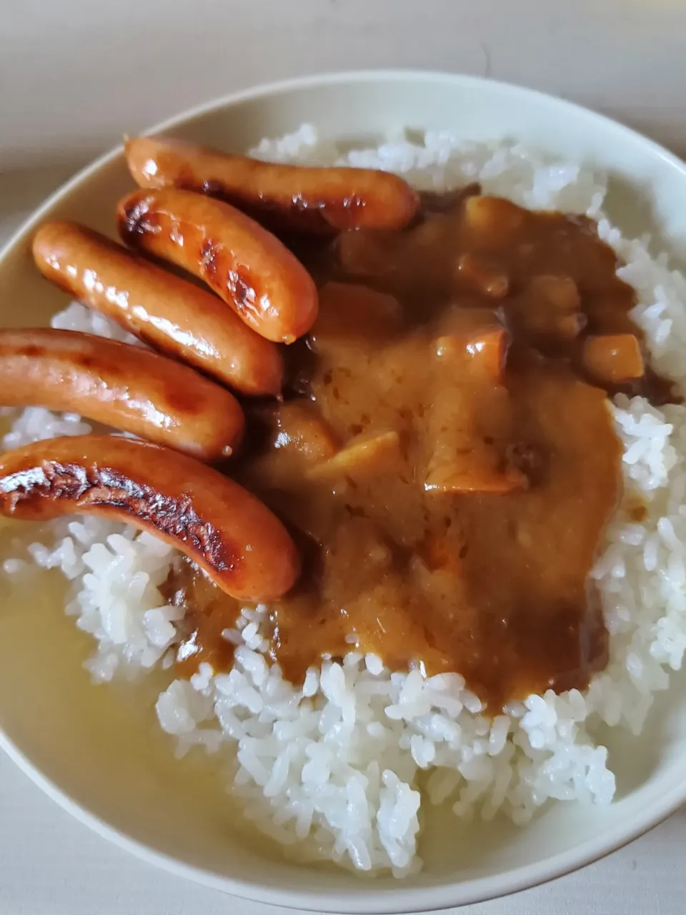 ウィンナ～カレー🍛|しんさん