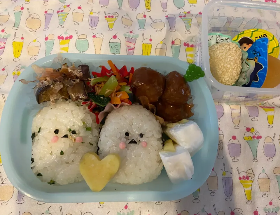 学童お弁当　シマエナガw|ひろこさん