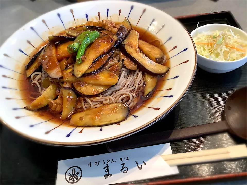 Snapdishの料理写真:やっぱ夏はこれじゃ😋まるいさんの『冷やし肉茄子🍆蕎麦』|アライさんさん