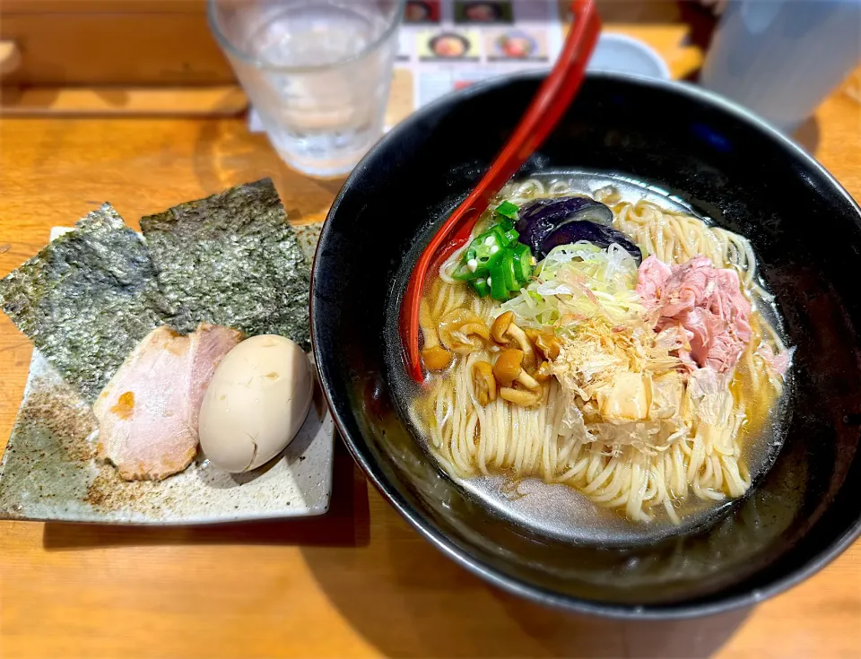 特製 鮪節と焼きあごの冷しそば@焼きあご塩らー麺たかはし上野店|morimi32さん