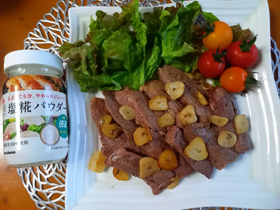 和牛もも肉の和風玉ねぎソース仕立て|ゆずさん