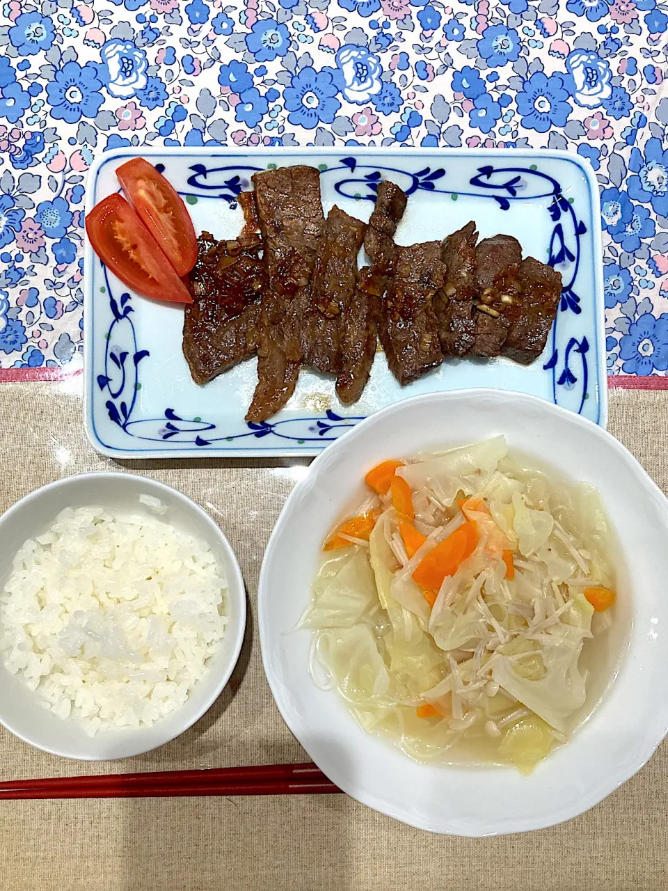 カルビ焼きと野菜スープ|おしゃべり献立さん