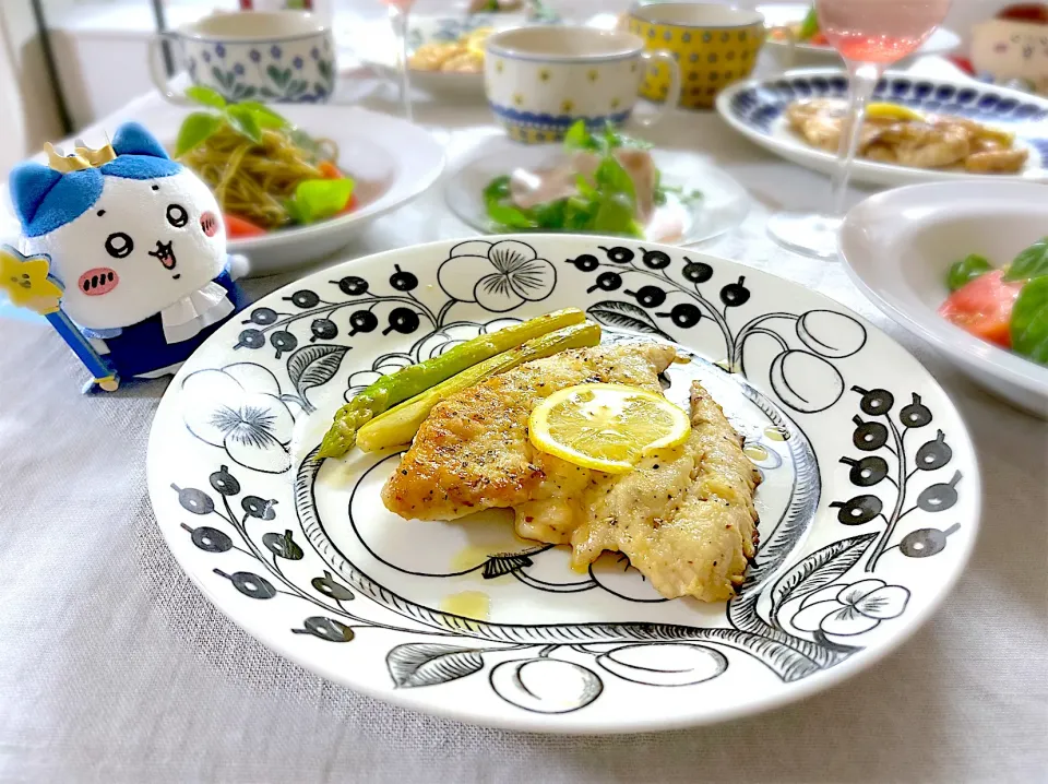 レモンチキンソテー🍋ローズマリー風味🌱|ゆかりさん