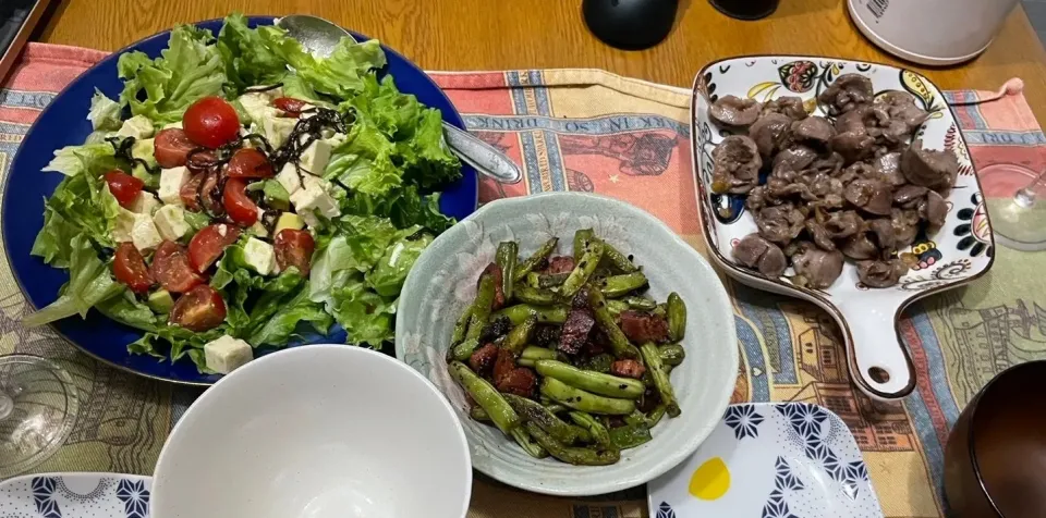 砂肝　アスパラベーコン　豆腐とトマトサラダ|いちさん