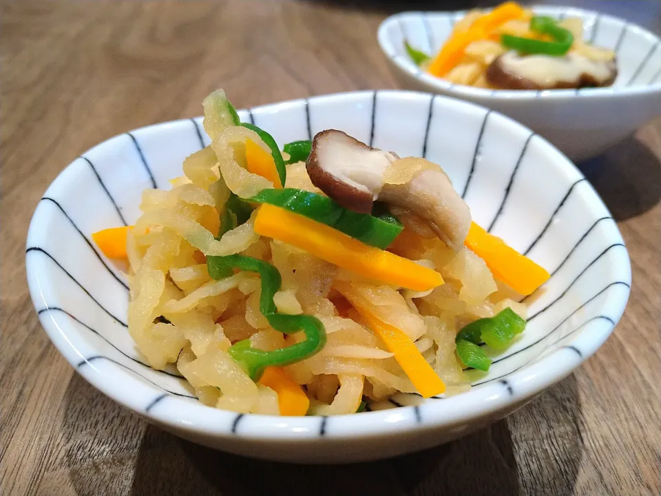 切り干し大根の炒り煮|古尾谷りかこさん