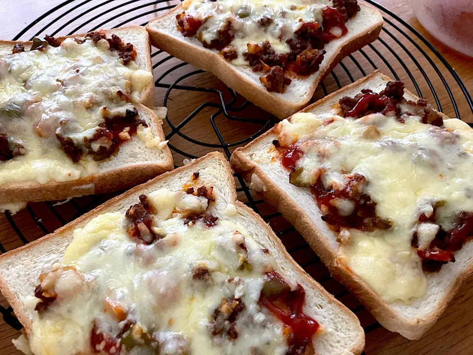 ＊ミートソースのピザトースト🍕＊|＊抹茶＊さん