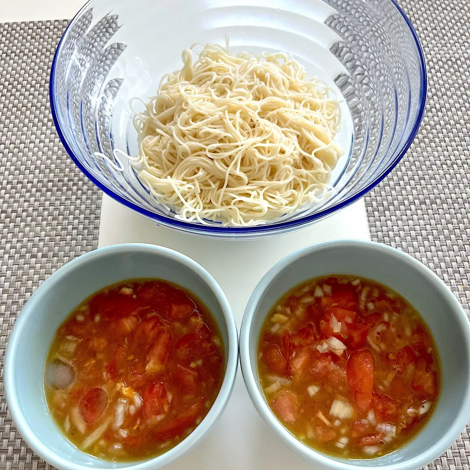 トマトめんつゆのそうめん|たちきちさん