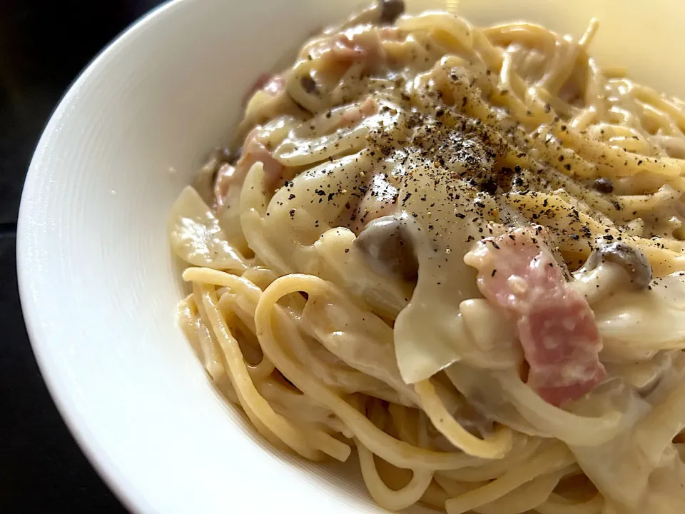 ベーコンときのこのクリームパスタ|ハルさん