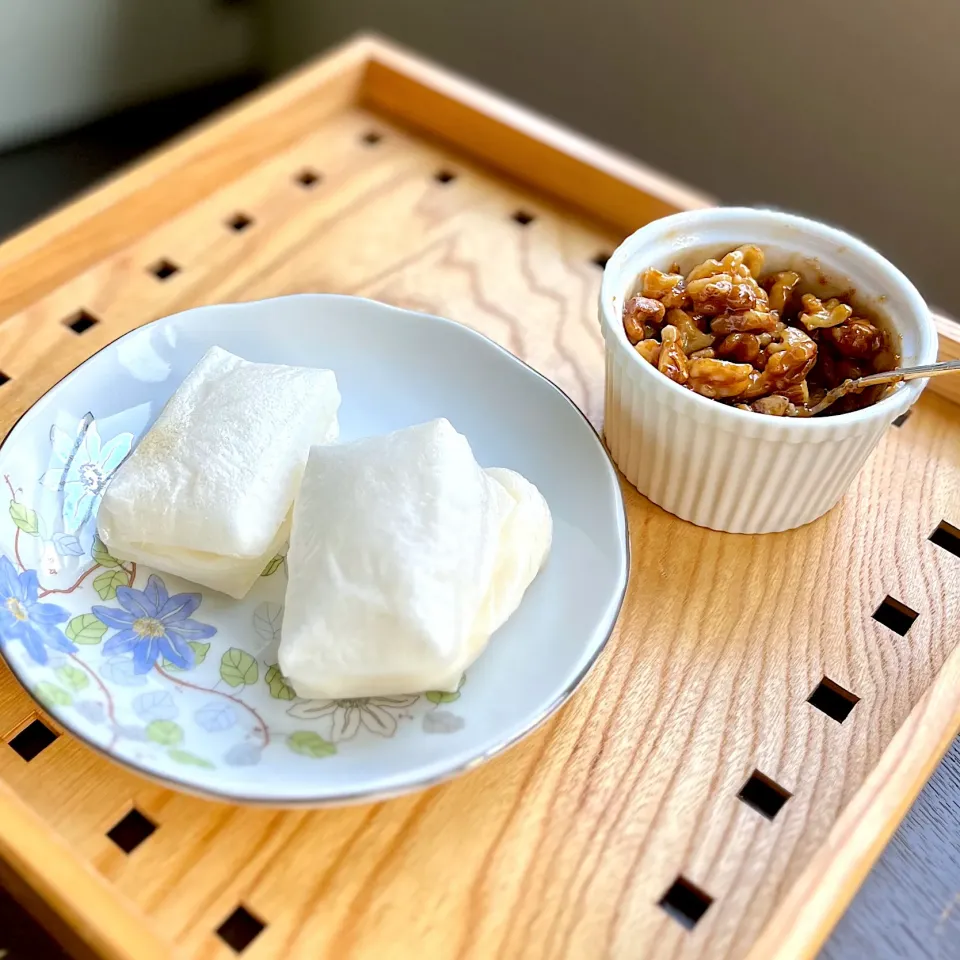 味噌くるみ餅　Rice Cakes w/ Sweet Miso Walnuts Paste|アッコちゃん✨さん