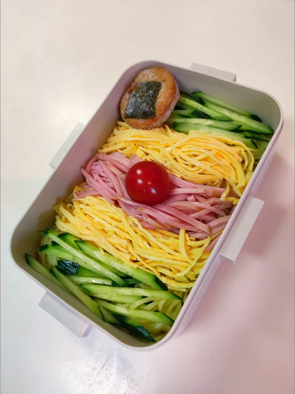 Snapdishの料理写真:男子高生弁当|ぽぽちゃんさん