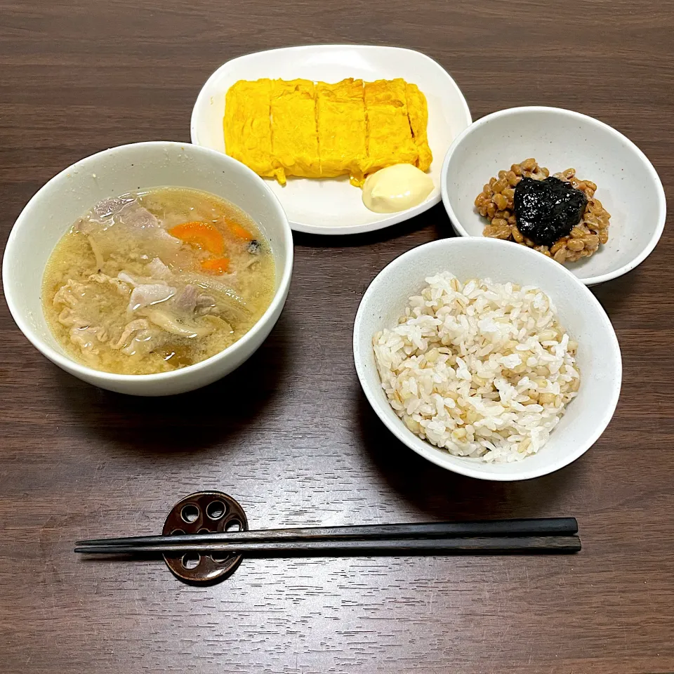 Snapdishの料理写真:豚汁定食|dashi menjiroさん