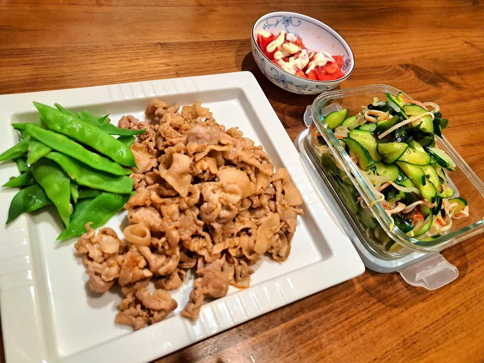 豚こまの焼き肉ダレ炒め　モロッコインゲン　きゅうりとカニかまの中華サラダ|m aさん