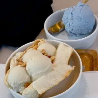 Coconut milk(Thai style) ice cream|Chalinee Kalyanamitraさん