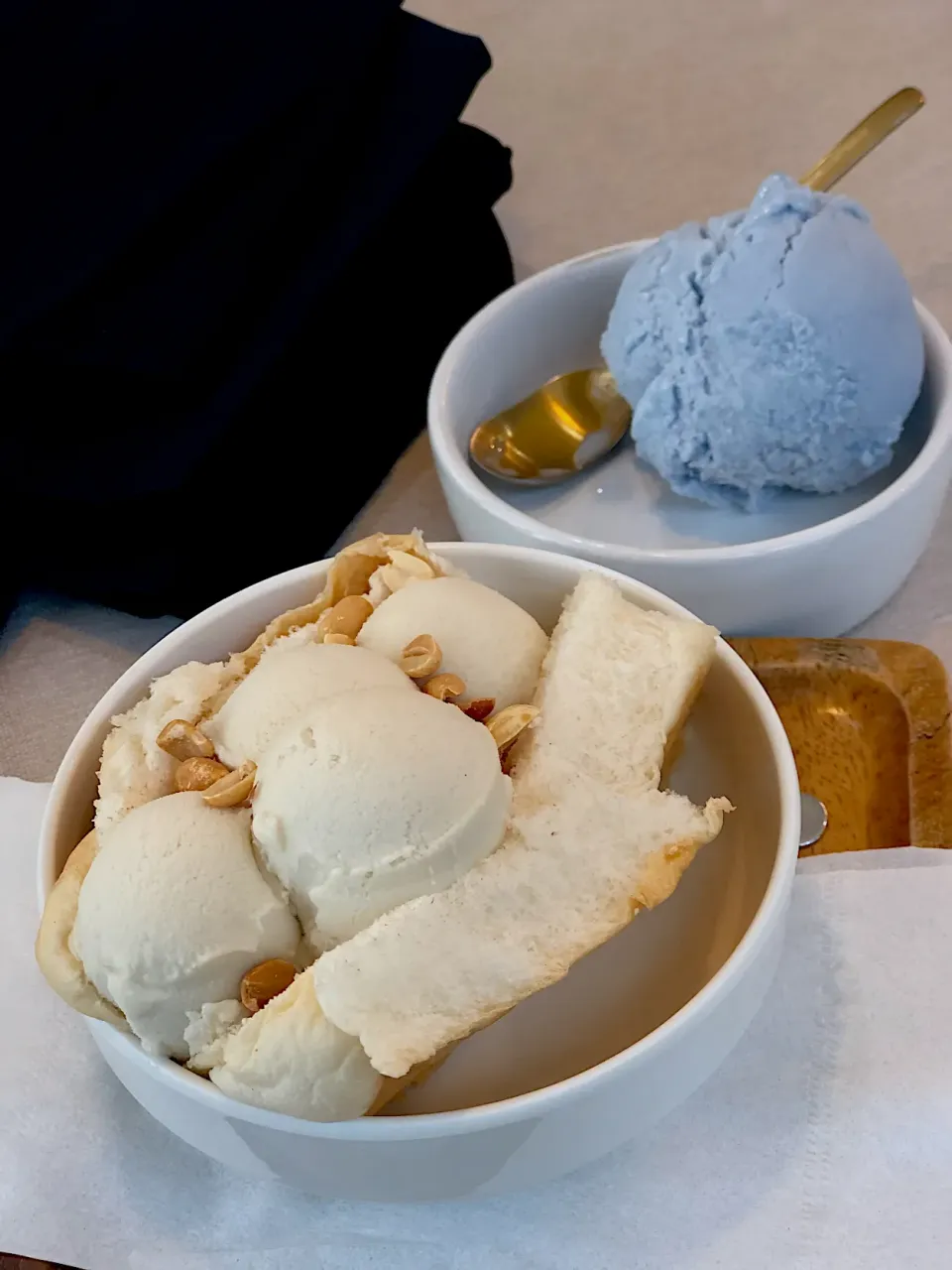 Coconut milk(Thai style) ice cream|Chalinee Kalyanamitraさん