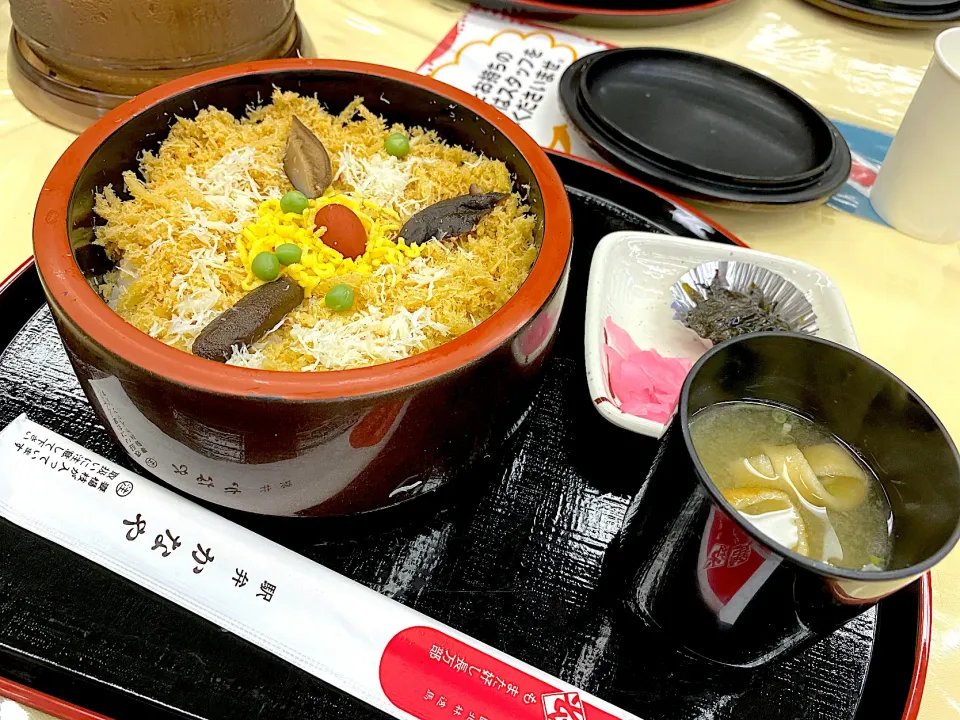 Snapdishの料理写真:ドライブインかなや　かに飯|Jonathan Eiichiさん