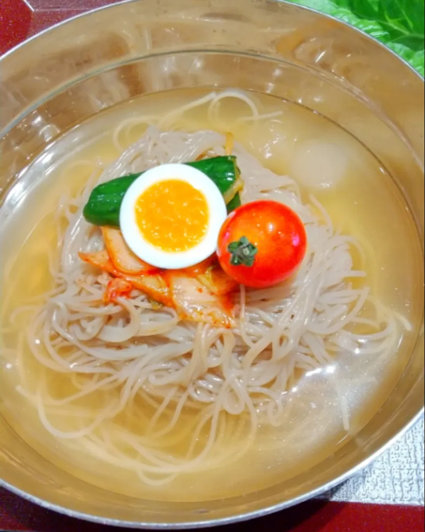 お酢がたっぷり！韓国風冷麺|つぼのりさん