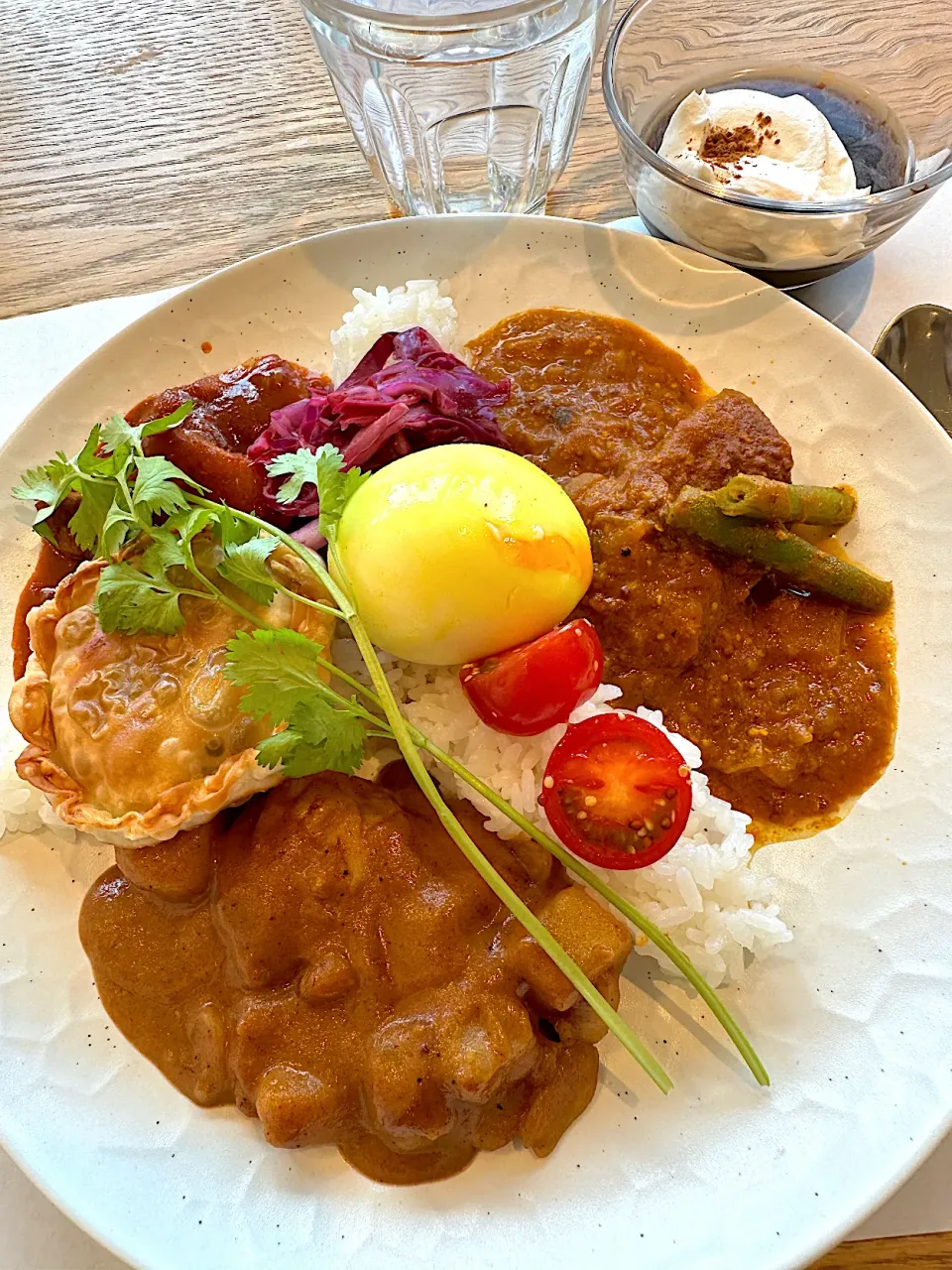 Snapdishの料理写真:3種カレー　ラム酒コーヒーゼリー|waicaさん