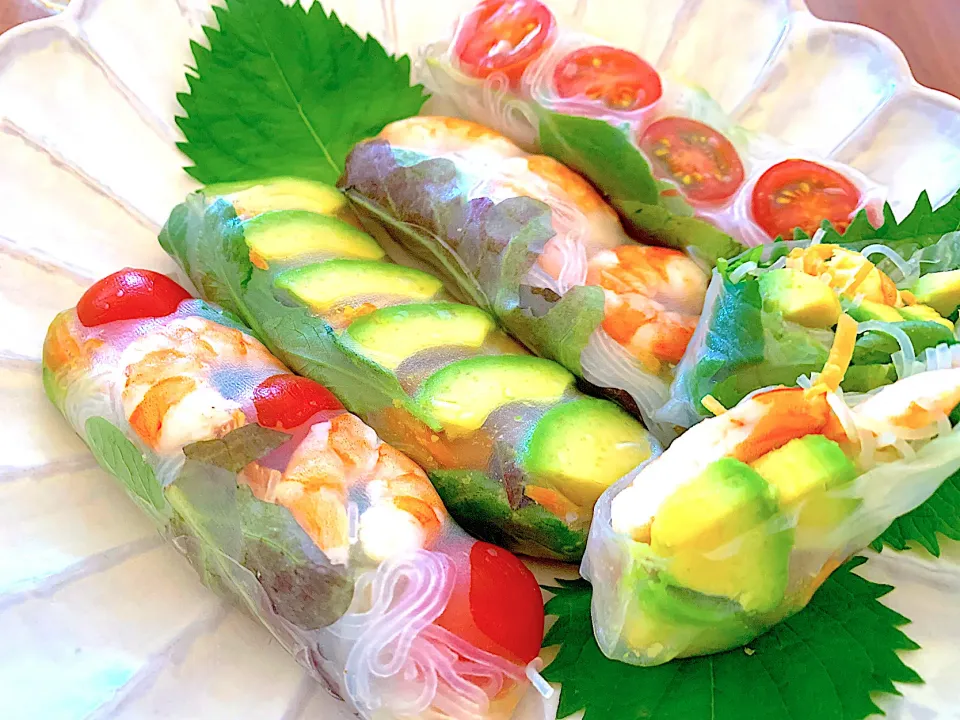 海老とアボカドの生春巻き🥑🦐|すずさん