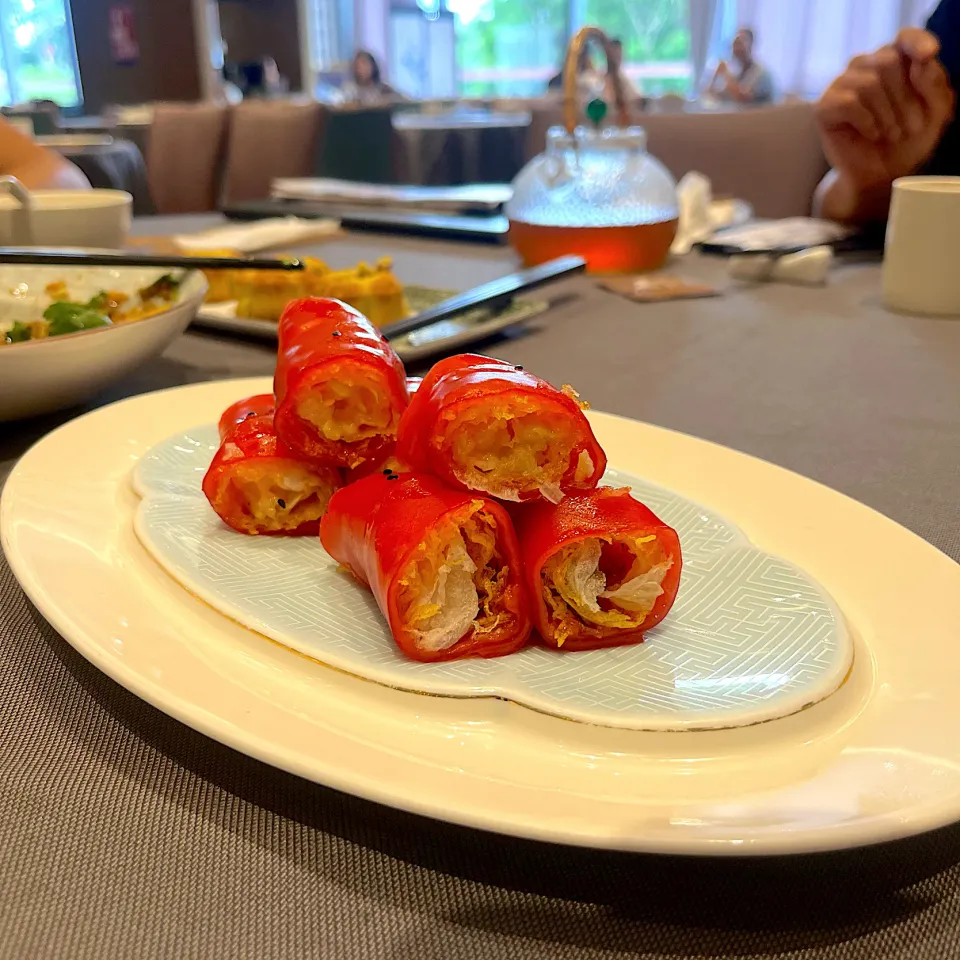 Steamed shrimp red rice rolls|skyblueさん