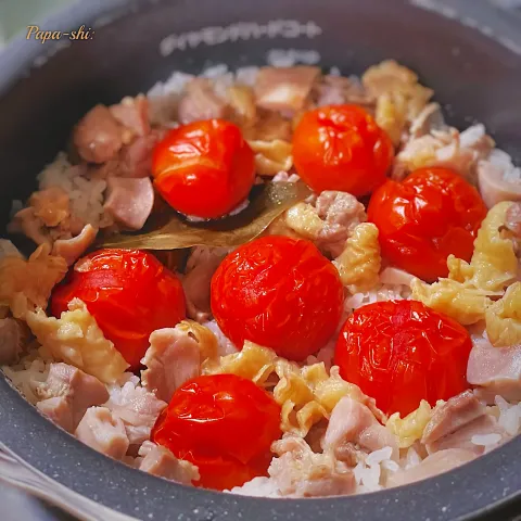 「マヨルカ島の塩　プレーン」を使ってみたSnapdishの料理・レシピ写真:🌏世界の食卓探検隊✈️  鶏の干物と完熟トマトの炊き込みご飯