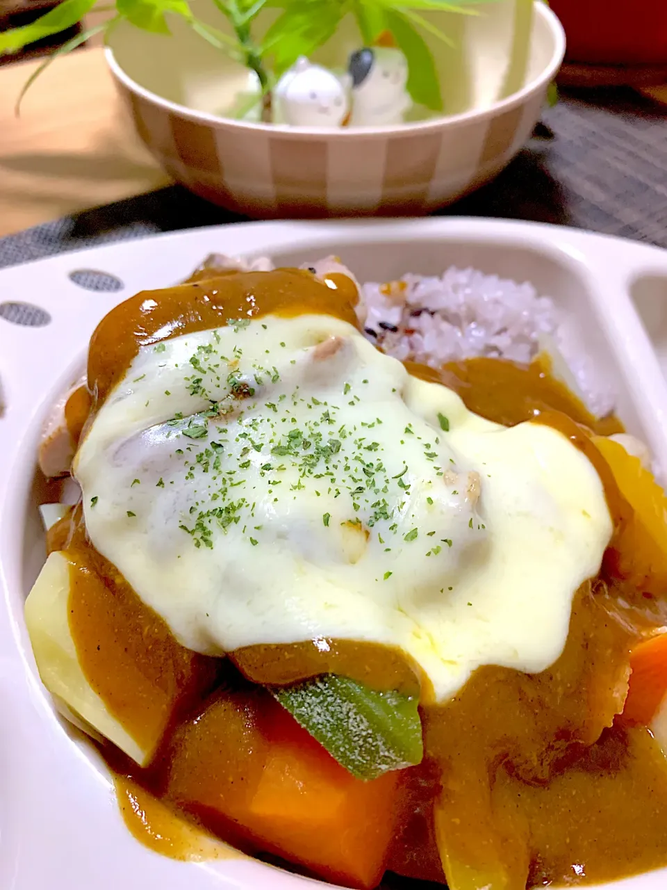 コスパ重視の黄金比率😳⁉️  夏野菜🧀カレー🍛🙌|Haruさん