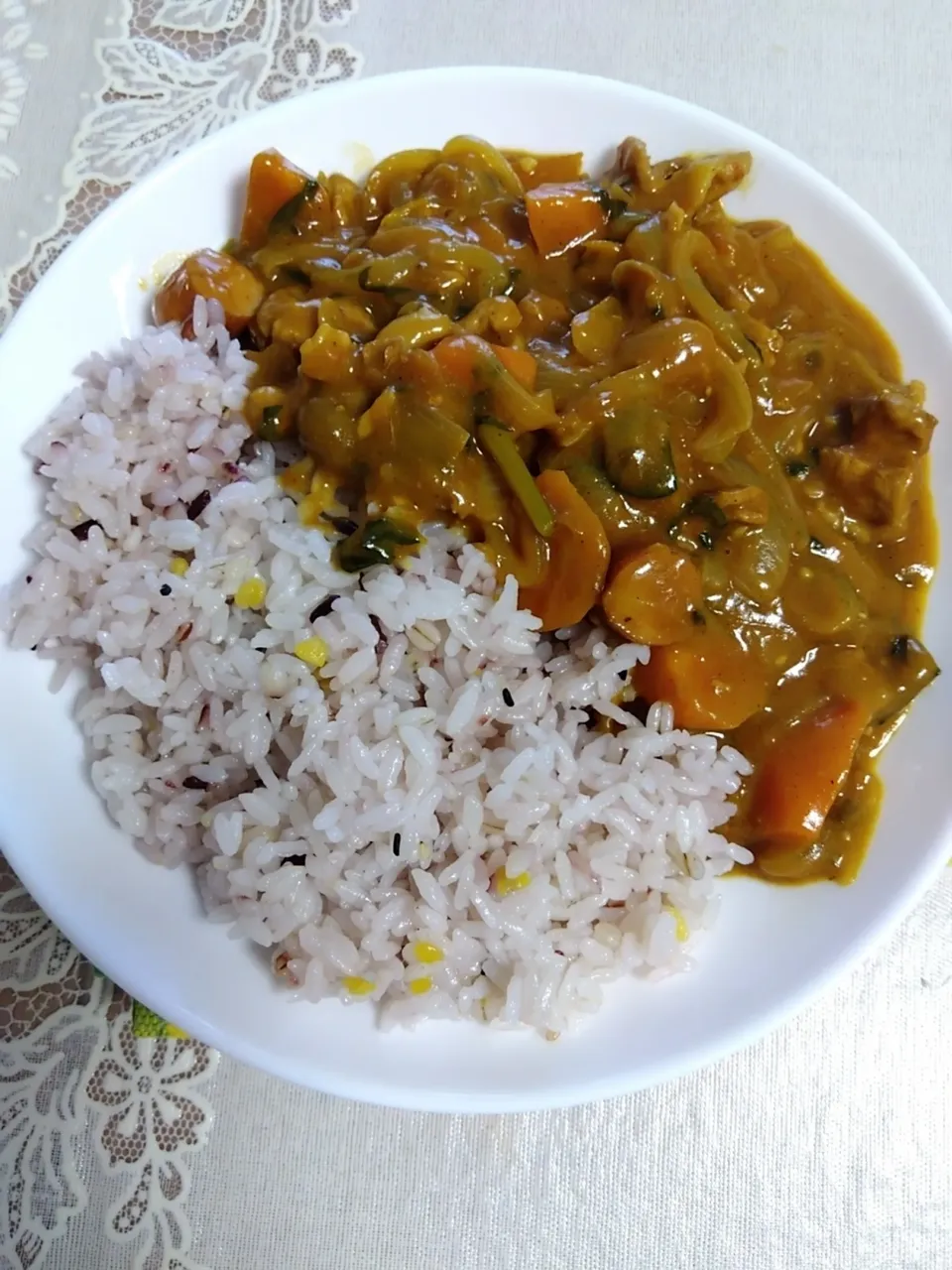 Snapdishの料理写真:あるもので、カレー🍛|m.rafuさん