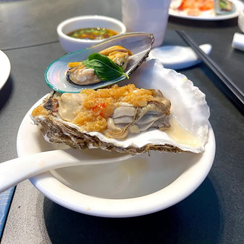 Snapdishの料理写真:Oyster and mussel|skyblueさん