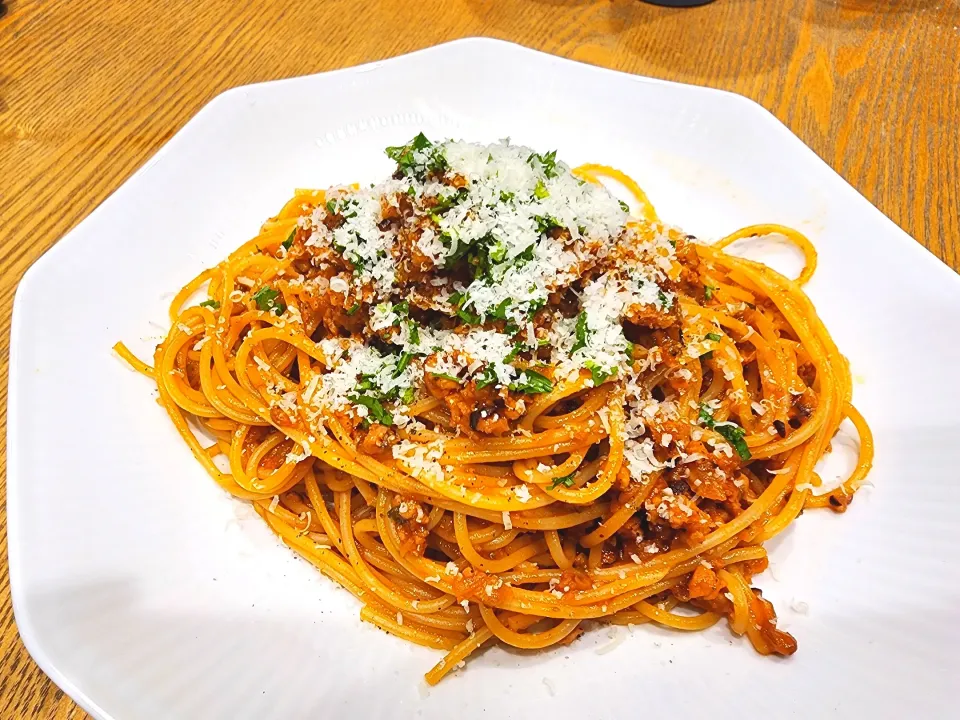 Spaghetti al Ragu di Polpo
蛸のラグーソースのスパゲッティ|Masahiko Aasanoさん