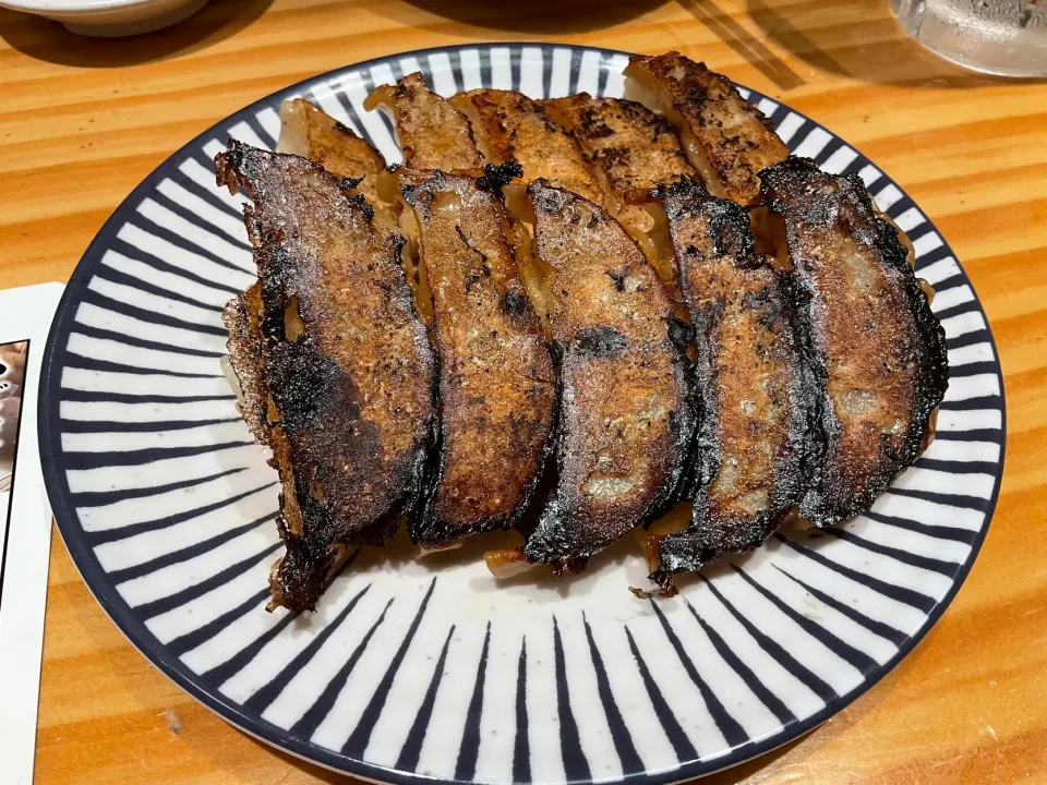 Snapdishの料理写真:５個１００円の餃子|Takeshi  Nagakiさん