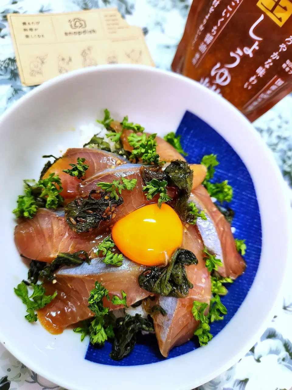 Snapdishの料理写真:🔷🐟天然鰤の漬け丼🔷|@きなこさん