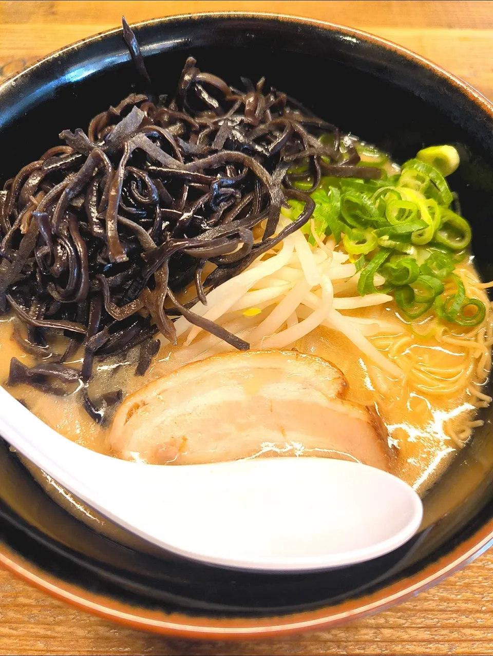 きくらげドカ盛博多ラーメン|いちご大福さん